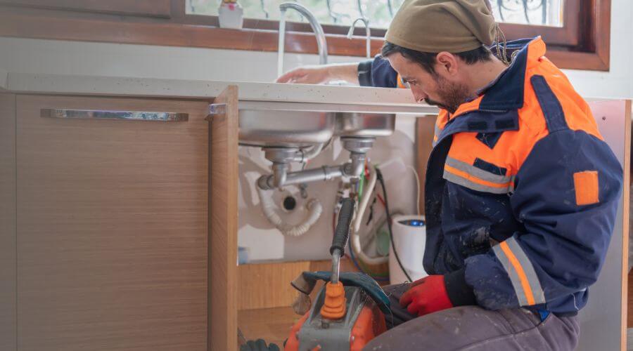Local tankless water heater installation in Melbourne, IA